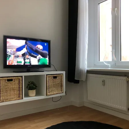 Apartment Möwe Mit 2 Im Zentrum Potsdams Direkt An Der Havel Potsdam
